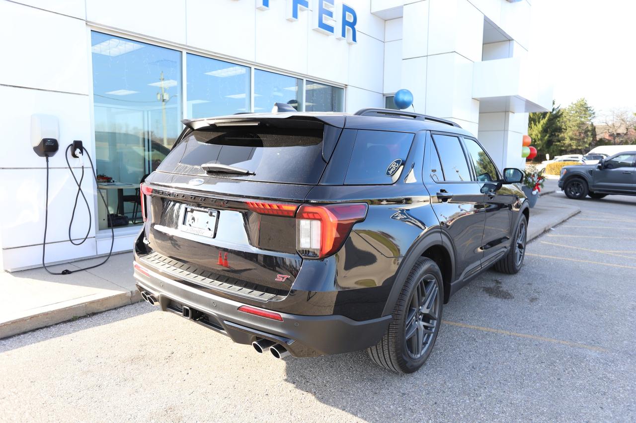 2026 Ford Explorer ST 4WD Photo3