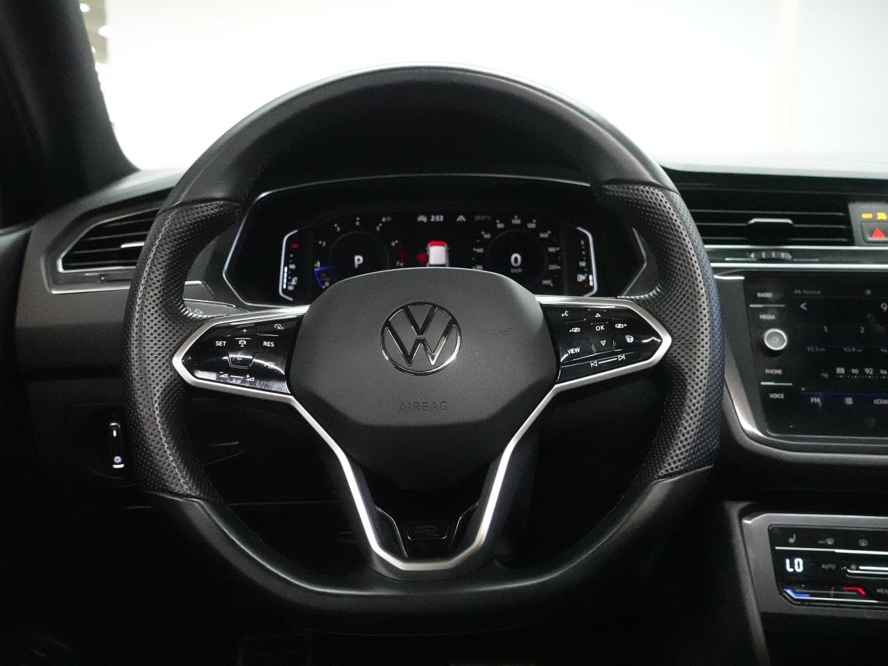 2022 Volkswagen Tiguan COMF R-LINE | AWD | BlkEdition | Leather | Sunroof