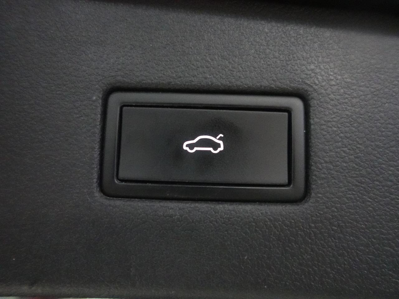 2022 Volkswagen Tiguan COMF R-LINE | AWD | BlkEdition | Leather | Sunroof