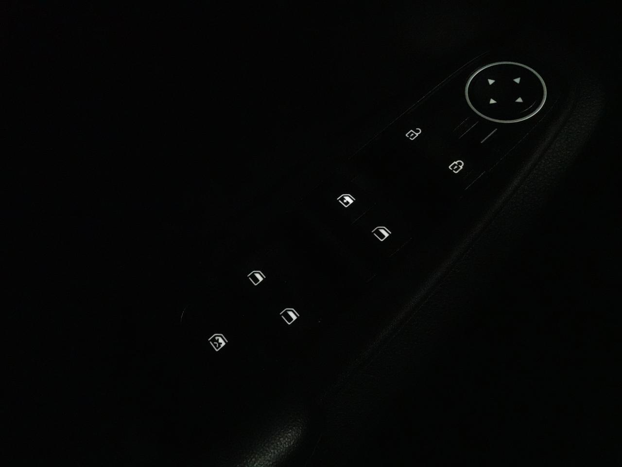 2023 Kia Seltos EX | AWD | Leather | Sunroof | BSM | CarPlay