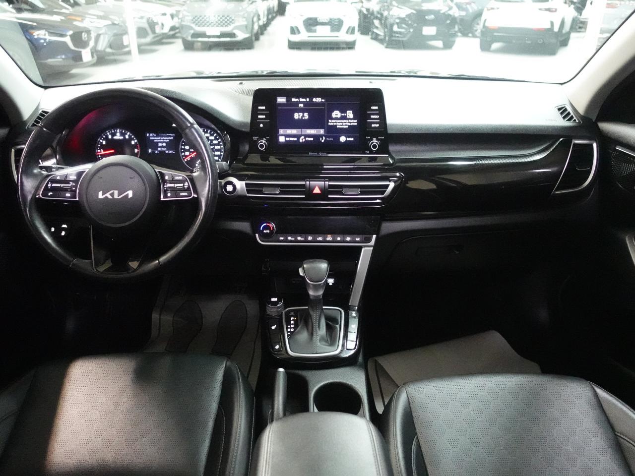 2023 Kia Seltos EX | AWD | Leather | Sunroof | BSM | CarPlay