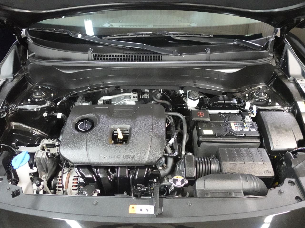 2023 Kia Seltos EX | AWD | Leather | Sunroof | BSM | CarPlay