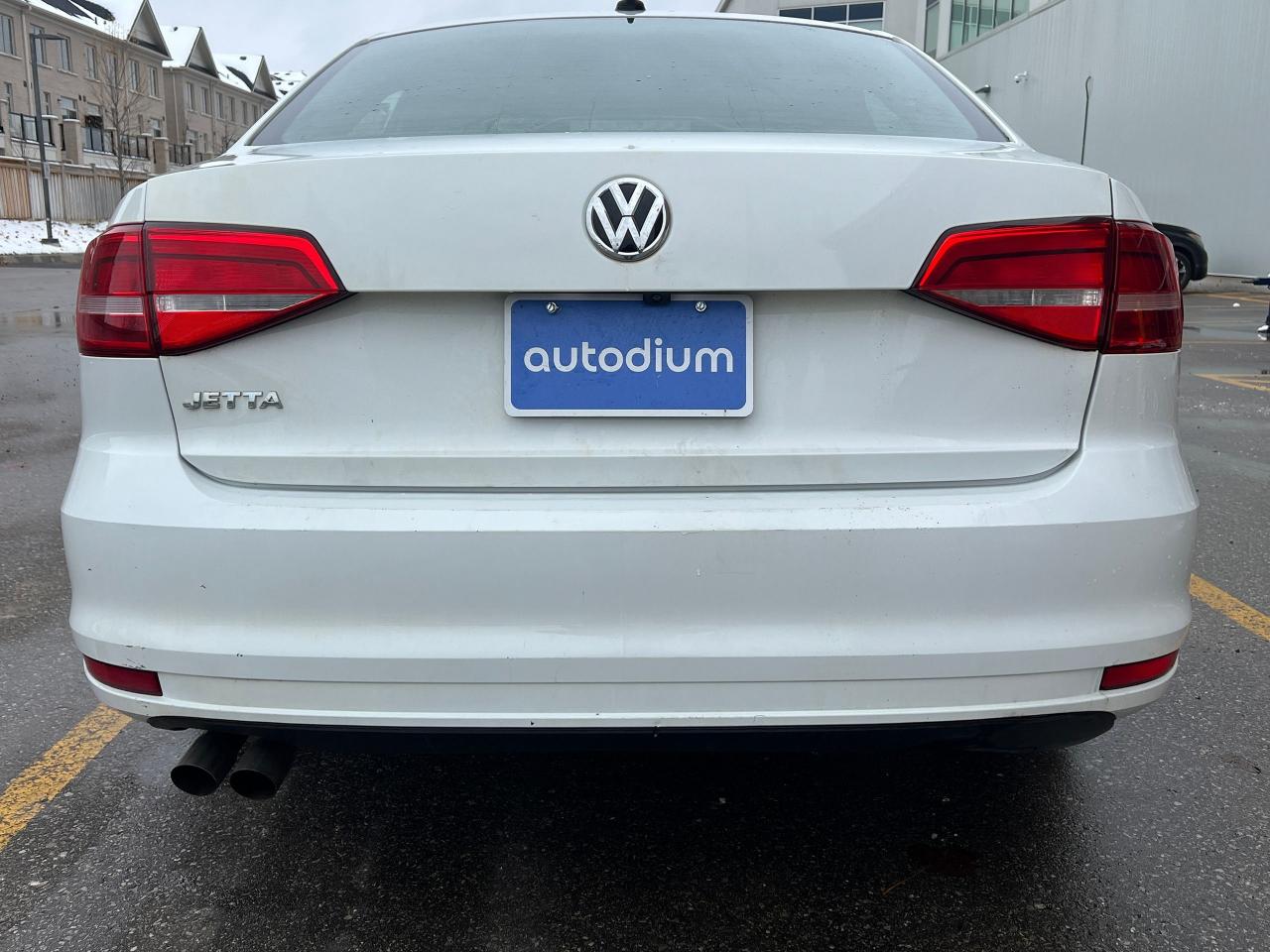 2015 Volkswagen Jetta 4dr 2.0L Auto - Photo #5