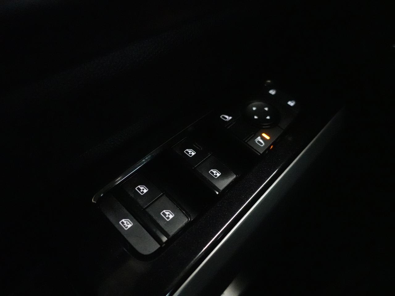 2022 Nissan Pathfinder SL | 4WD | Nav | Leather | Sunroof | 360Cam | 8Pas Photo