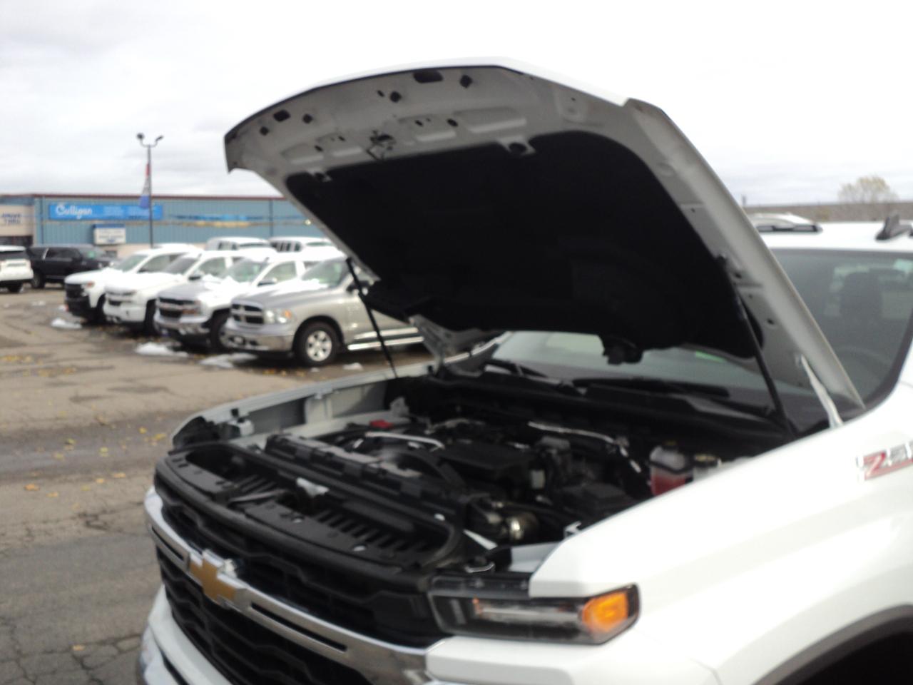 2024 Chevrolet Silverado 2500 HD LT CrewCab4WDZ71 6.6L8cylDiesel8ftBoxHeatedSeat - Photo #35