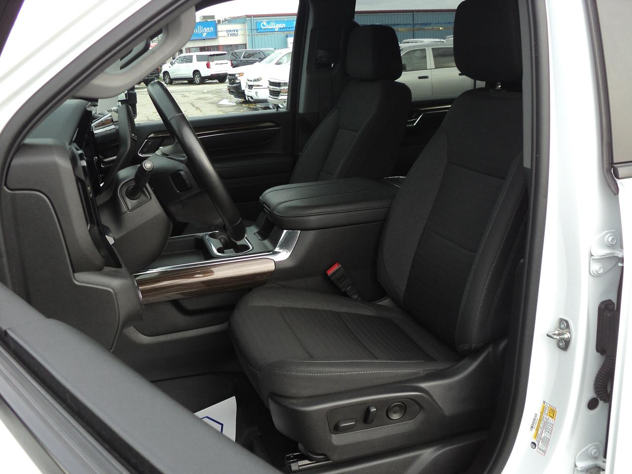 2024 Chevrolet Silverado 2500 HD LT CrewCab4WDZ71 6.6L8cylDiesel8ftBoxHeatedSeat - Photo #13