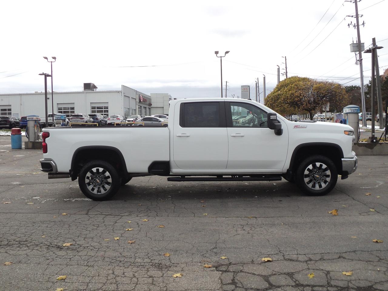2024 Chevrolet Silverado 2500 HD LT CrewCab4WDZ71 6.6L8cylDiesel8ftBoxHeatedSeat - Photo #8