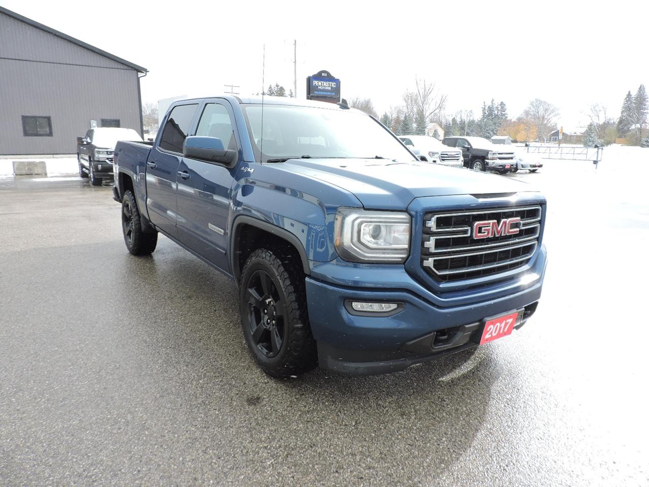 Used 2017 GMC Sierra 1500 SLE/Elevation 5.3L 4X4 Seats 6 Only 146000 KM for sale in Gorrie, ON