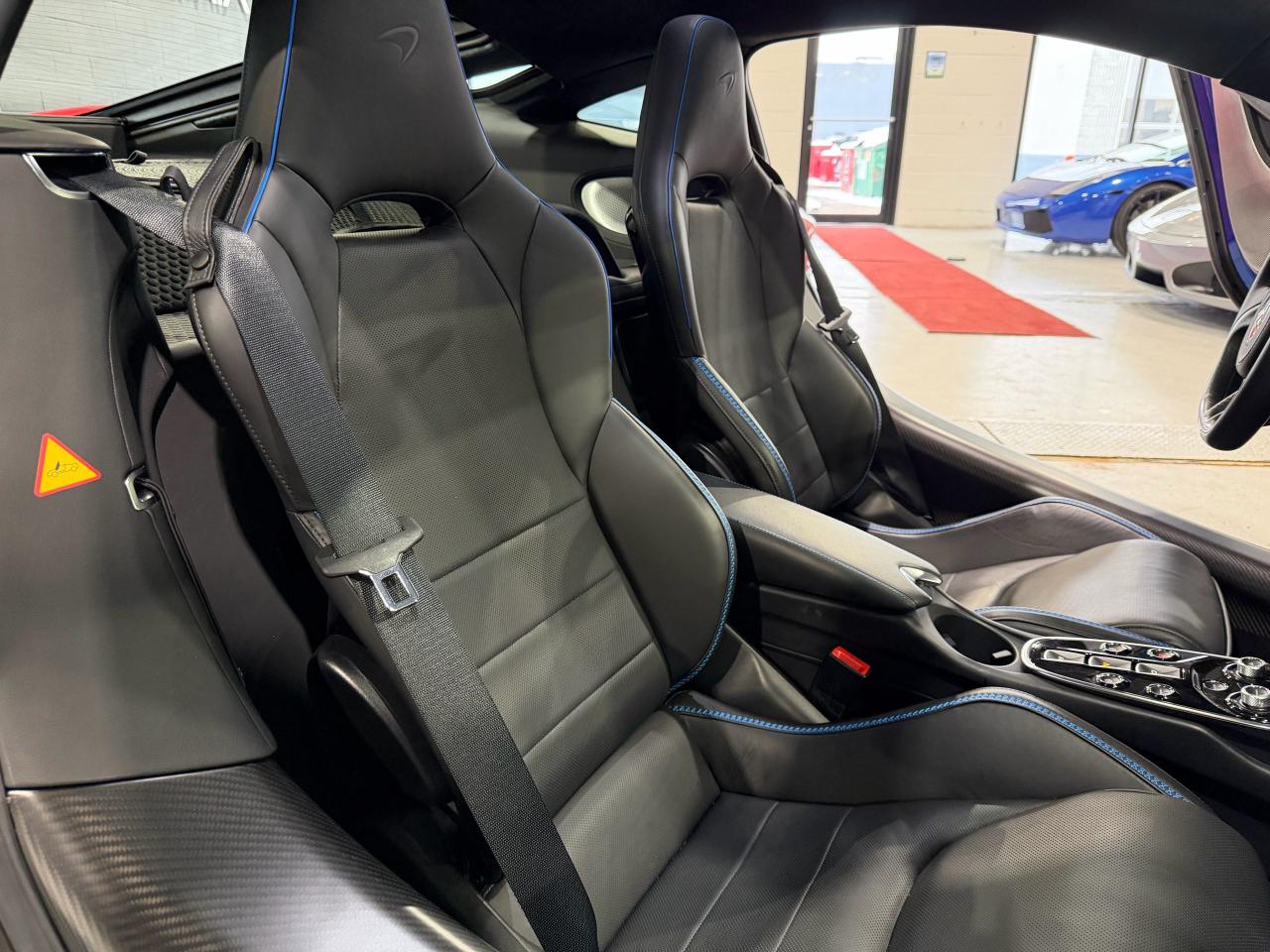 2023 McLaren GT  - Photo #12