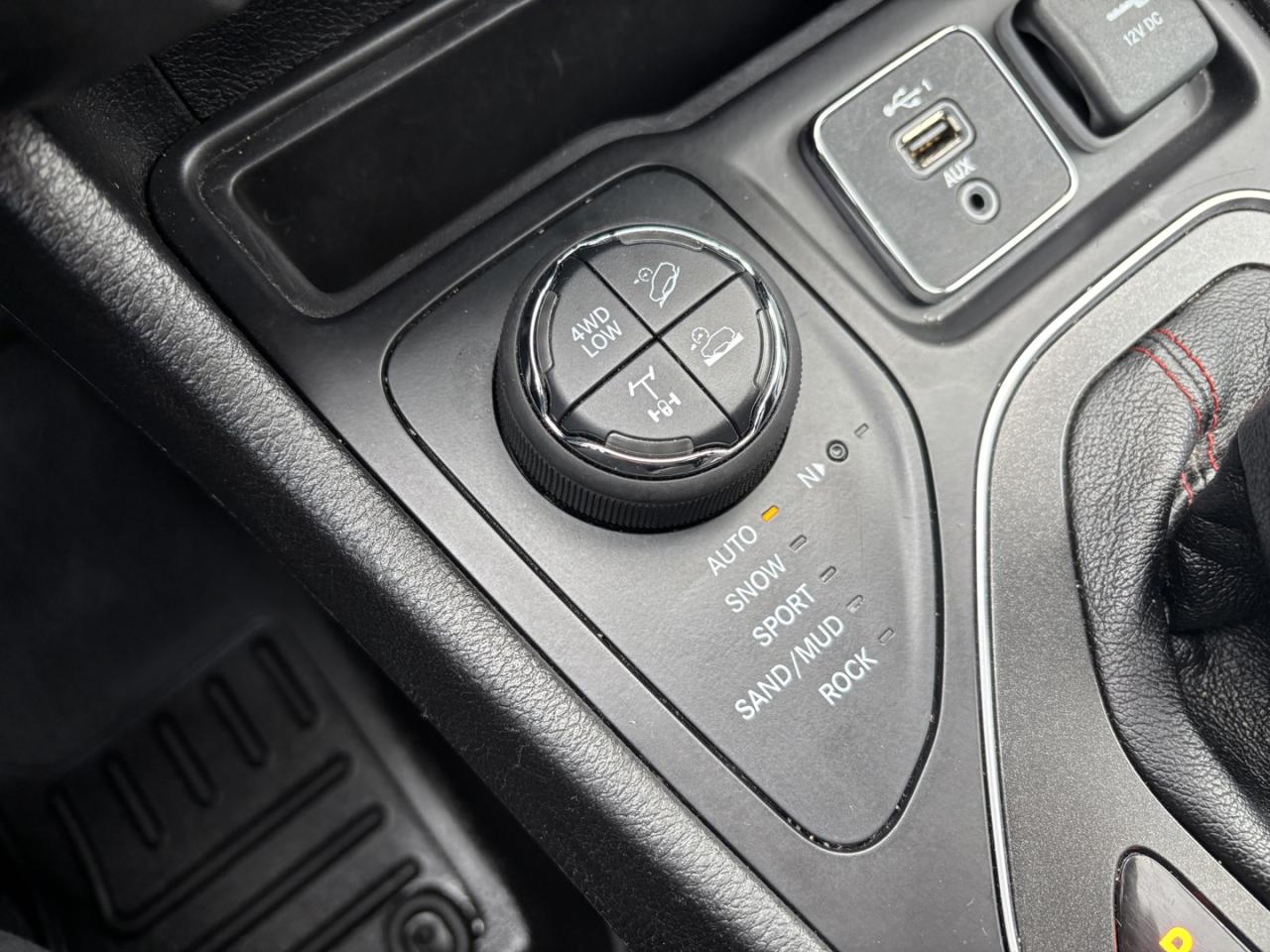 2021 Jeep Cherokee Trailhawk 4WD ~NO ACCIDENTS~ Photo