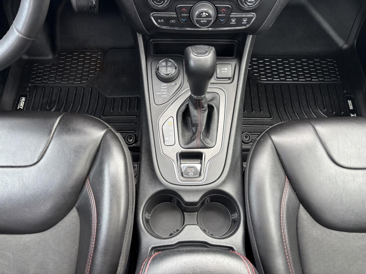 2021 Jeep Cherokee Trailhawk 4WD ~NO ACCIDENTS~ Photo