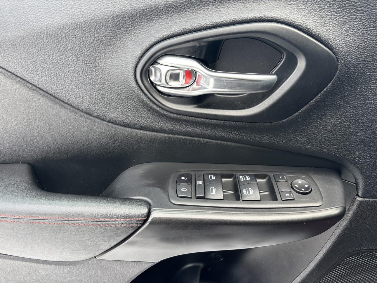 2021 Jeep Cherokee Trailhawk 4WD ~NO ACCIDENTS~ Photo