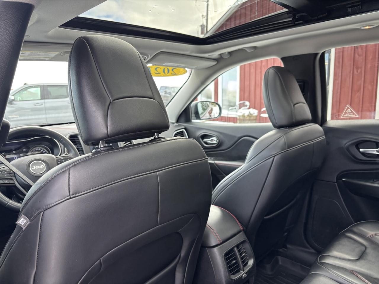 2021 Jeep Cherokee Trailhawk 4WD ~NO ACCIDENTS~ Photo