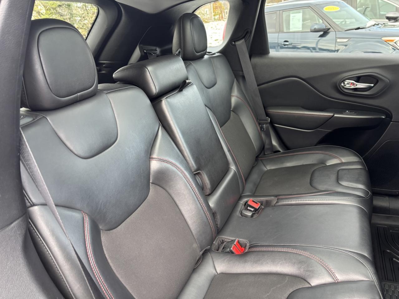 2021 Jeep Cherokee Trailhawk 4WD ~NO ACCIDENTS~ Photo