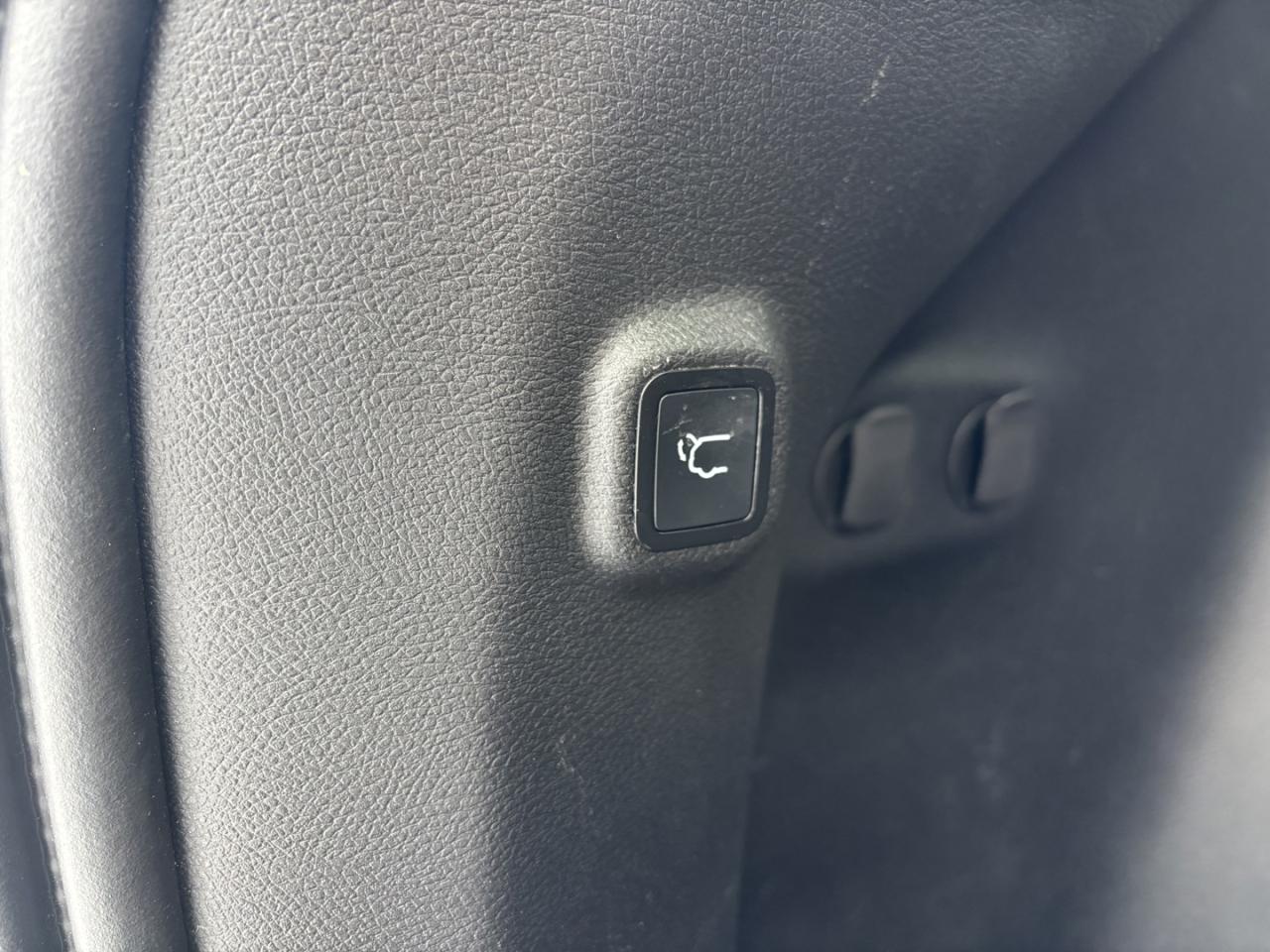 2021 Jeep Cherokee Trailhawk 4WD ~NO ACCIDENTS~ Photo