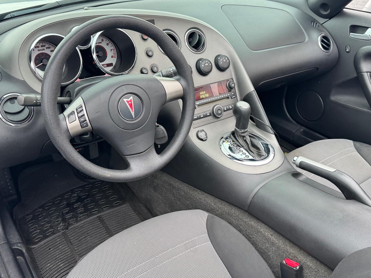 2008 Pontiac Solstice **LOW KM'S** - Photo #21