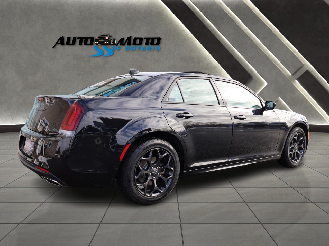 2023 Chrysler 300 TOURING-L AWD CERTIFIED *ACCIDENT FREE* CAMERA NAV BLUETOOTH LEATHER HEATED SEATS PANO ROOF CRUISE ALLOYS - Photo #6