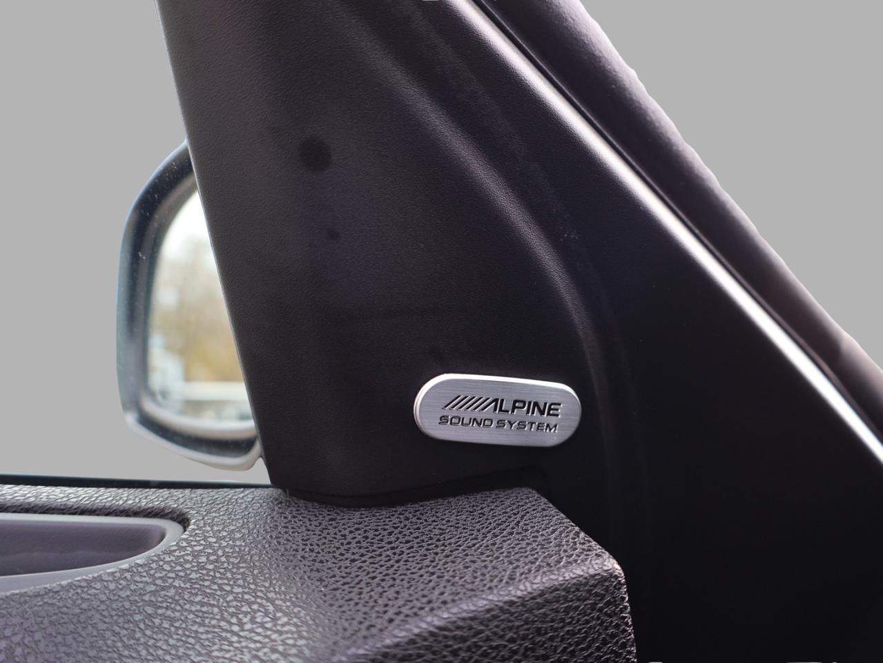 2023 Chrysler 300 TOURING-L AWD CERTIFIED *ACCIDENT FREE* CAMERA NAV BLUETOOTH LEATHER HEATED SEATS PANO ROOF CRUISE ALLOYS - Photo #30