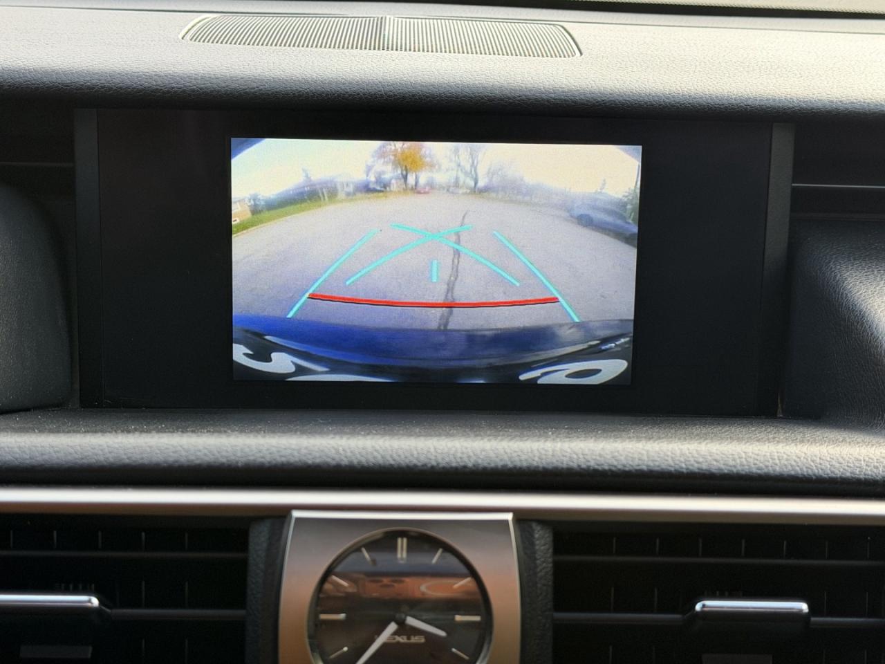 2019 Lexus IS 300 AWD Photo