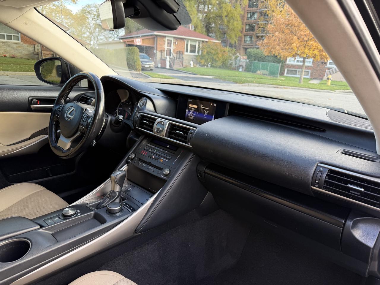 2019 Lexus IS IS 300 AWD Photo