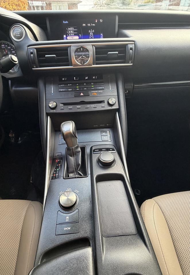 2019 Lexus IS IS 300 AWD Photo