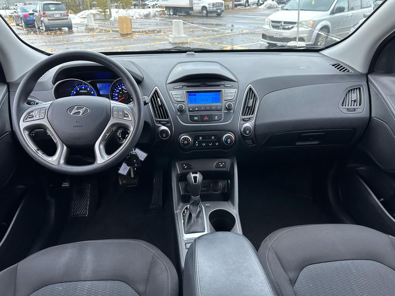 2014 Hyundai Tucson GL - Photo #9