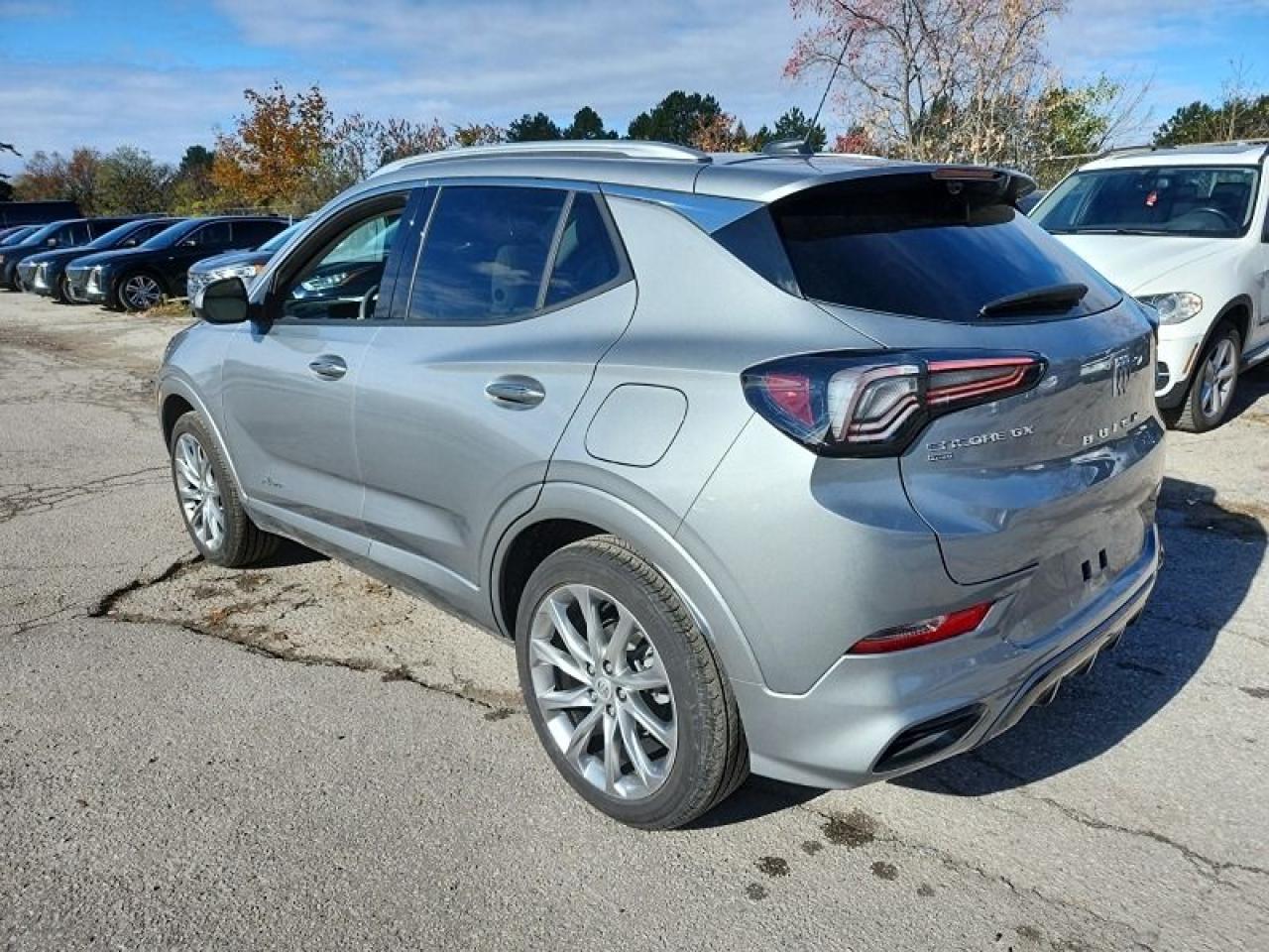 2024 Buick Encore GX Avenir | BOSE AUDIO | LEATHER | ONLY 11K! LIKE NEW Photo4