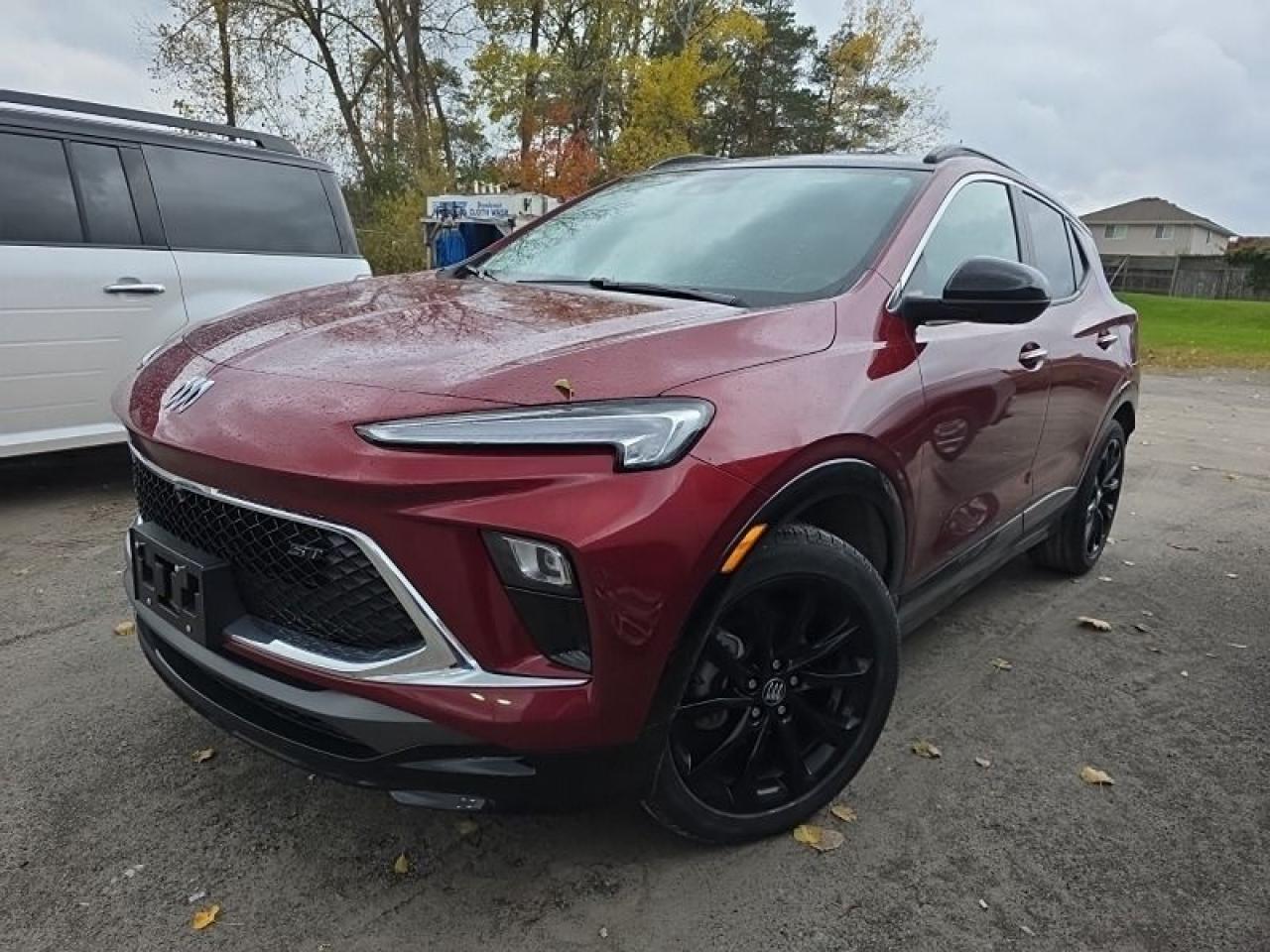 2024 Buick Encore GX Sport Touring AWD ONLY 22K!! PANO ROOF, LEATHER!!! Photo2