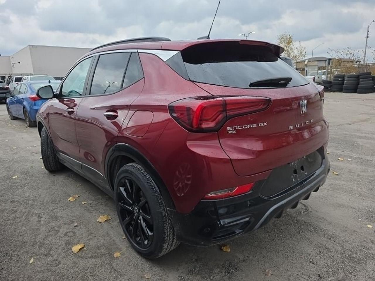 2024 Buick Encore GX Sport Touring AWD ONLY 22K!! PANO ROOF, LEATHER!!! Photo4