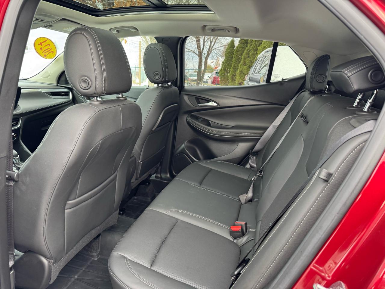 2024 Buick Encore GX Sport Touring AWD ONLY 22K!! PANO ROOF, LEATHER!!! Photo41