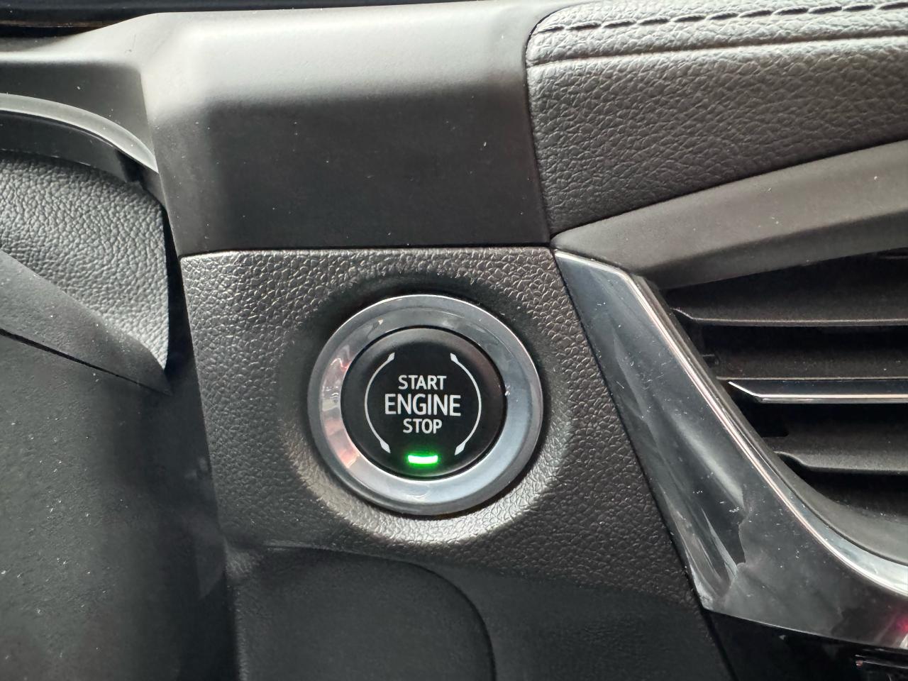 2024 Buick Encore GX Sport Touring AWD ONLY 22K!! PANO ROOF, LEATHER!!! Photo36