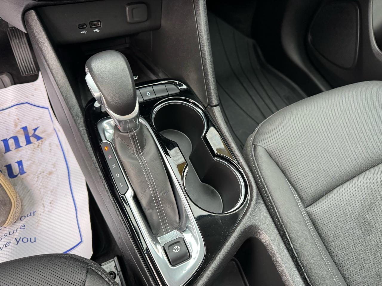 2024 Buick Encore GX Sport Touring AWD ONLY 22K!! PANO ROOF, LEATHER!!! Photo34