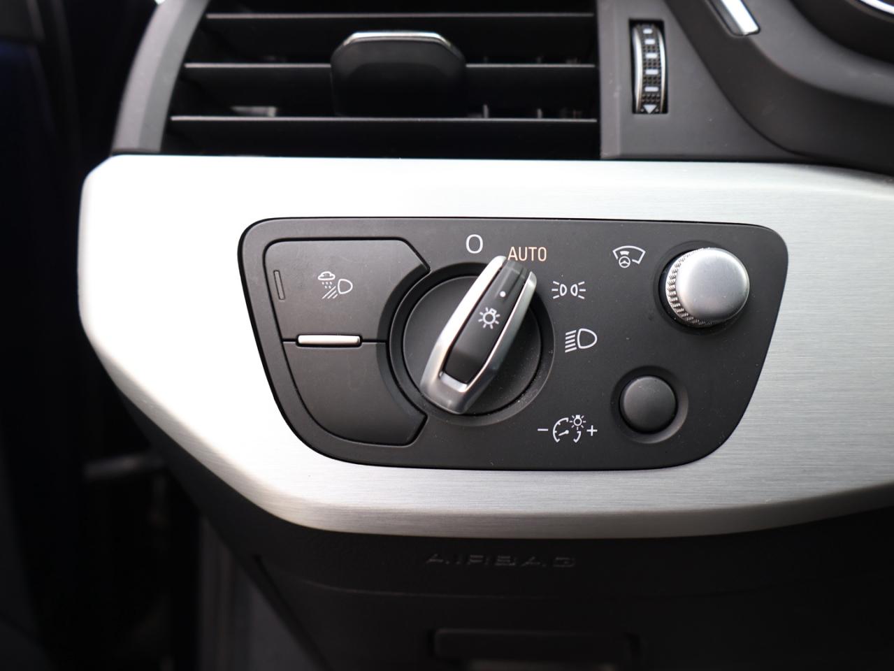 2019 Audi A4 TECH S-LINE AWD CERTIFIED *ACCIDENT FREE* *AUDI MAINTAIN* 360 CAMERA NAV BLUETOOTH LEATHER HEATED SUNROOF CRUISE ALLLOYS - Photo #29