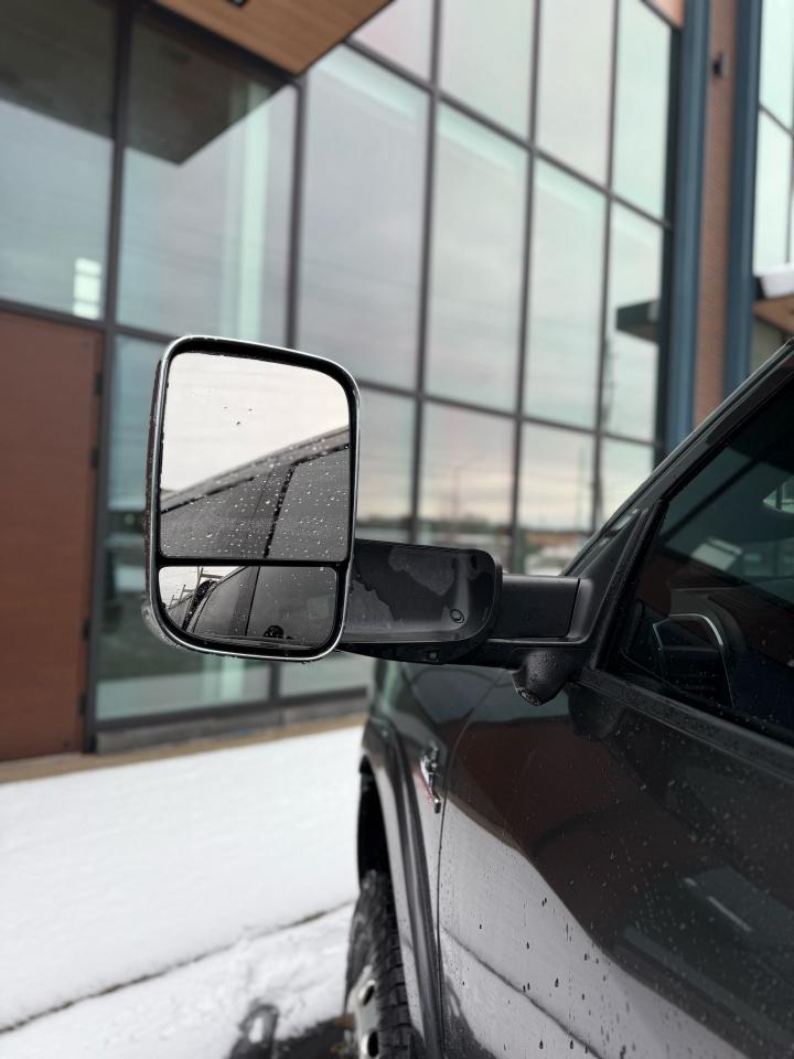 2019 RAM 3500 Laramie Photo