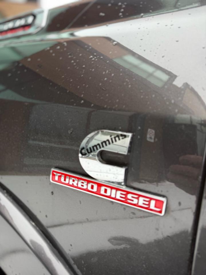 2019 RAM 3500 Laramie Photo