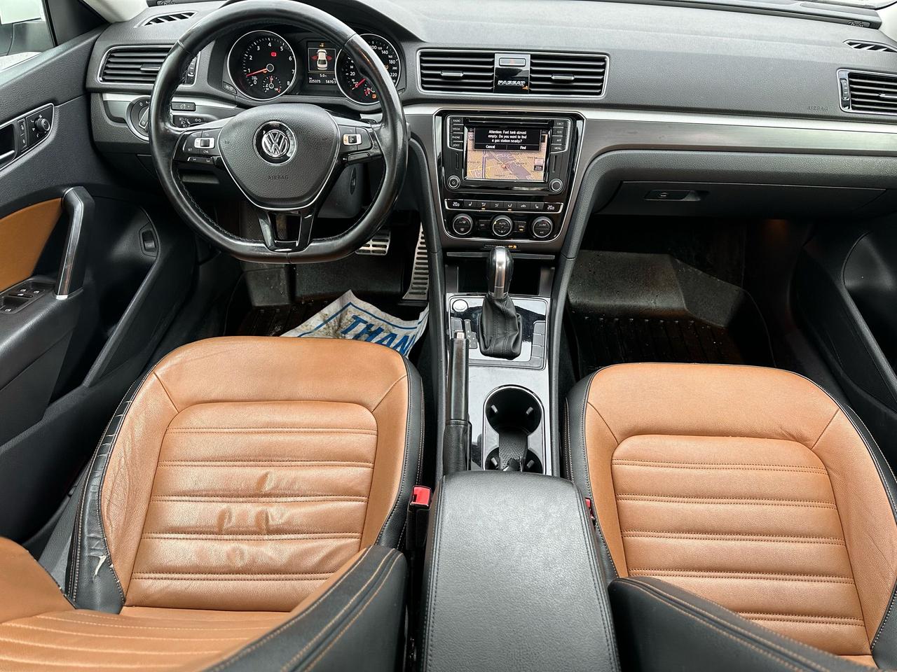 2018 Volkswagen Passat HIGHLINE Photo