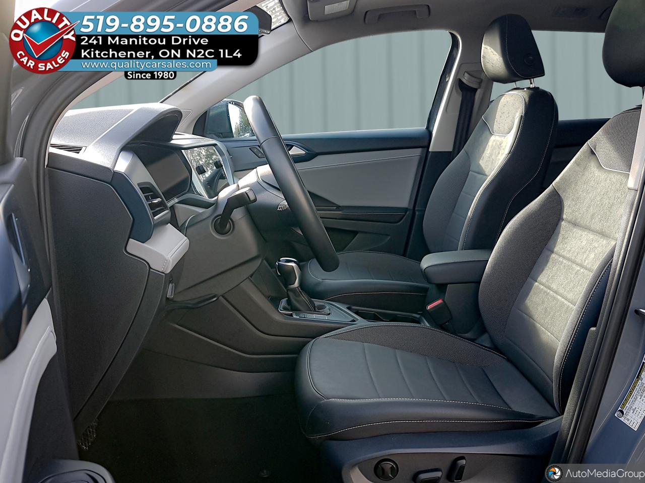 2024 Volkswagen Taos Comfortline *SUNROOF-HEATED SEATS* Photo