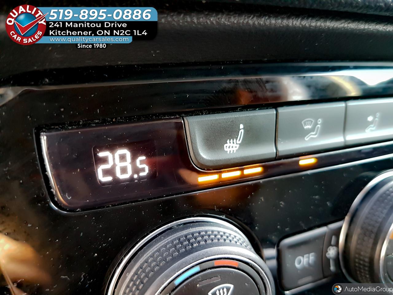 2024 Volkswagen Taos Comfortline *SUNROOF-HEATED SEATS* Photo