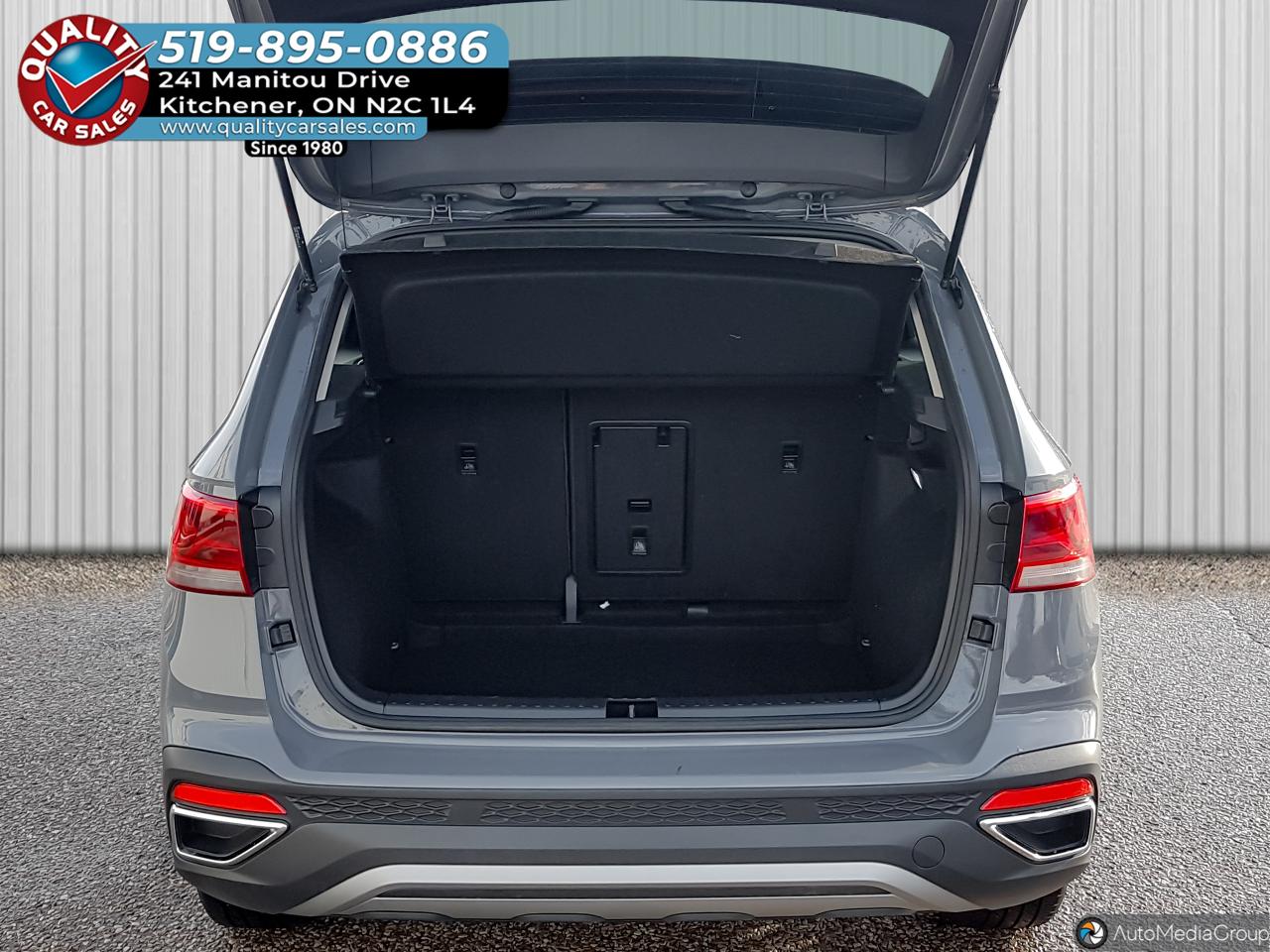 2024 Volkswagen Taos Comfortline *SUNROOF-HEATED SEATS* Photo