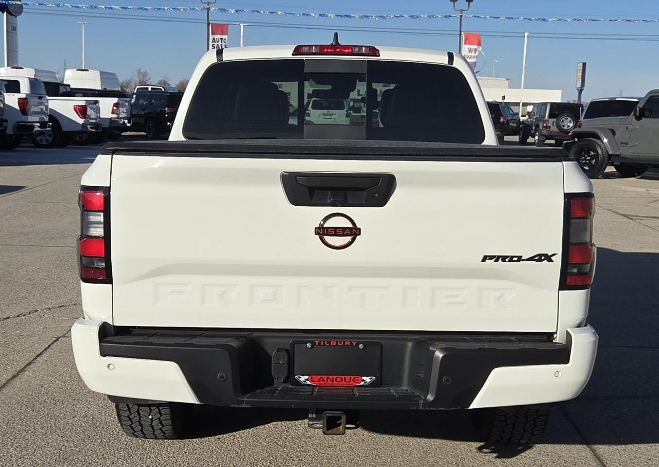 2024 Nissan Frontier Pro-4X Photo3