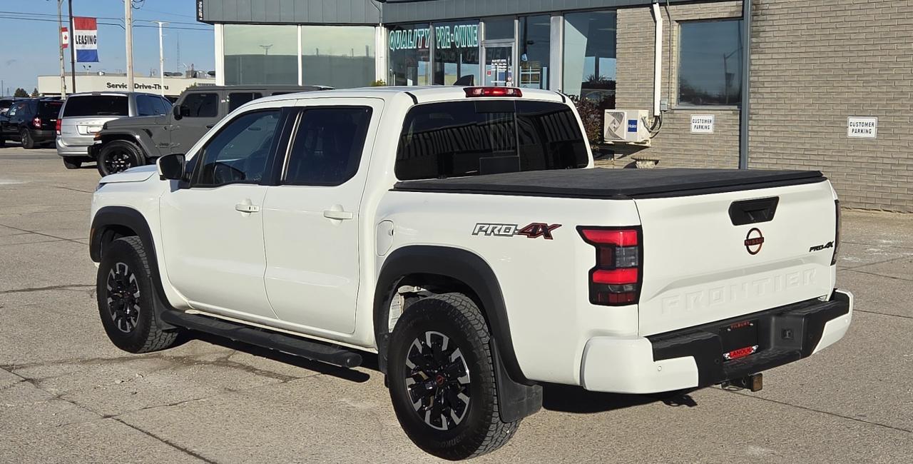 2024 Nissan Frontier Pro-4X Photo2