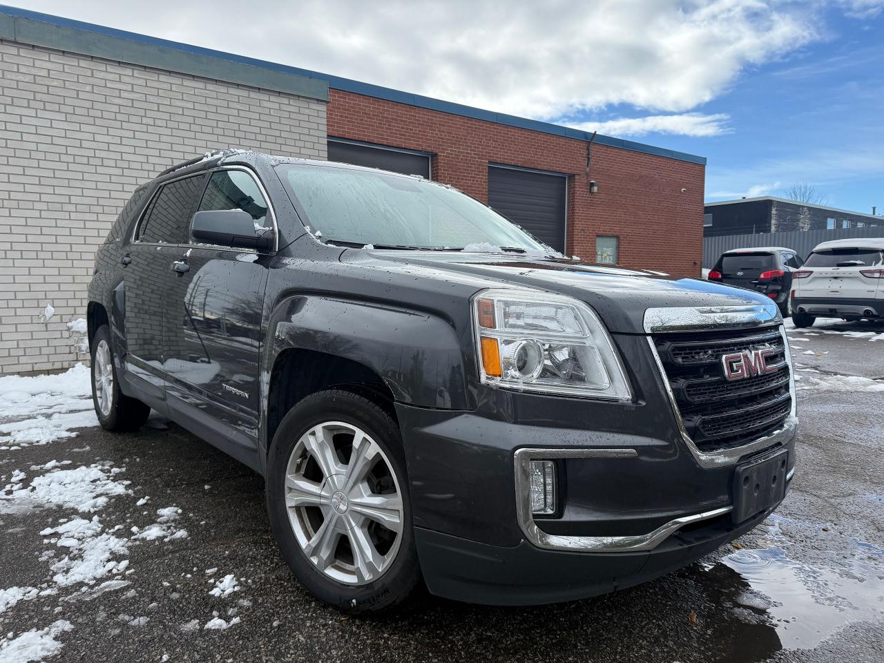Used 2017 GMC Terrain SLE AWD *SAFETY INCL*LOW KMS*FINANCING* for sale in North York, ON