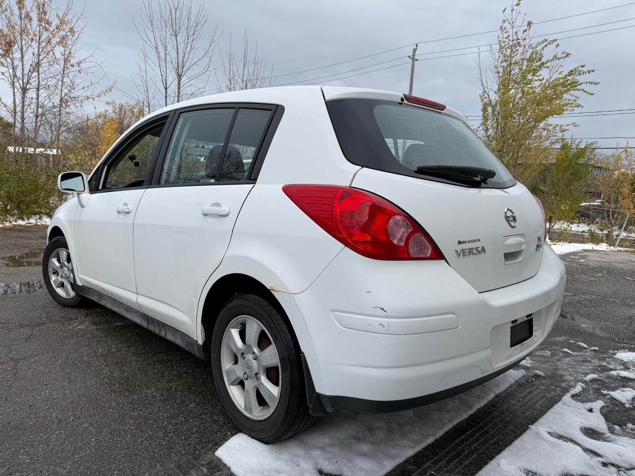 2012 Nissan Versa SL 1.8L CVT *CLEAN CARFAX*SAFETY INCL*LOW KMS* Photo2