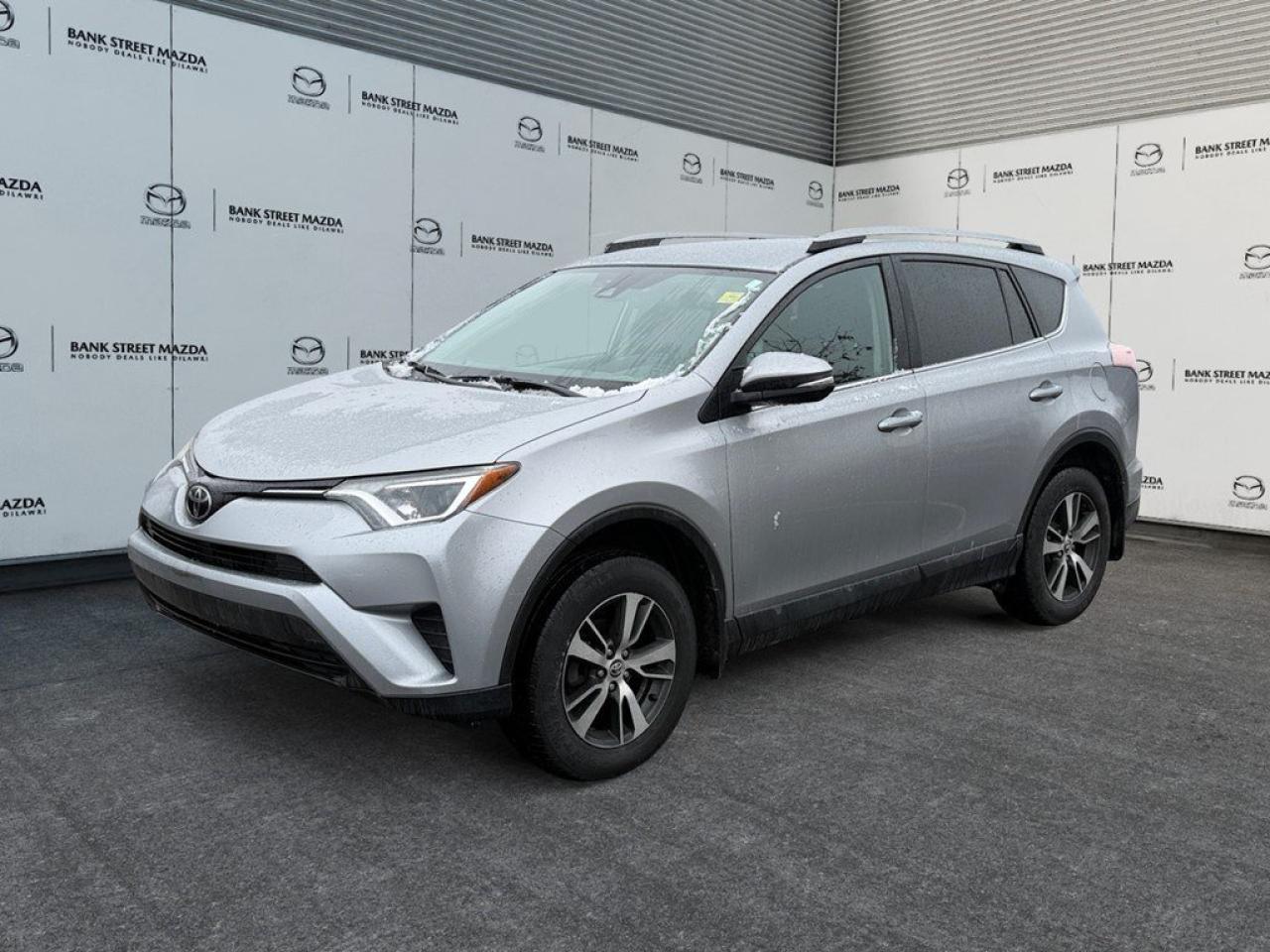 Used 2018 Toyota RAV4 FWD LE for sale in Ottawa, ON