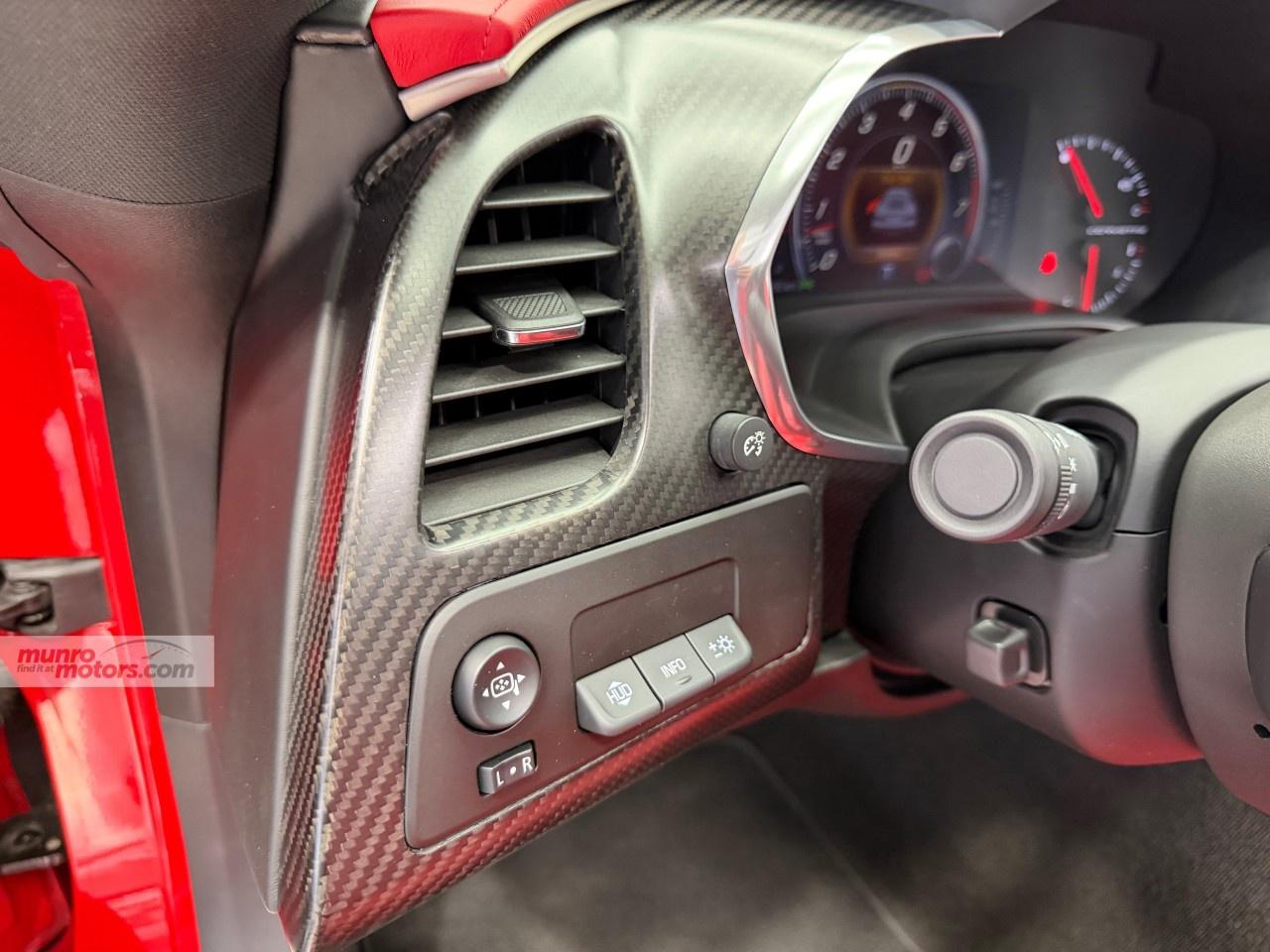 2014 Chevrolet Corvette StingRay 2dr Z51 Cpe 3LT Photo