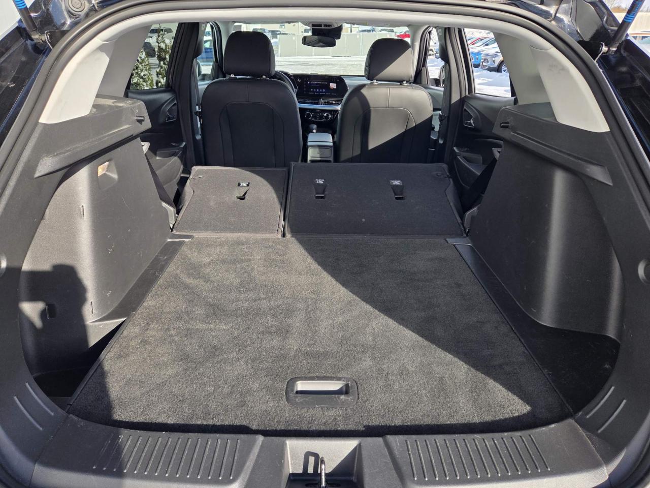 2024 Chevrolet Trax LT One Owner | Convenience Package | Remote Start | 17" Wheels Photo