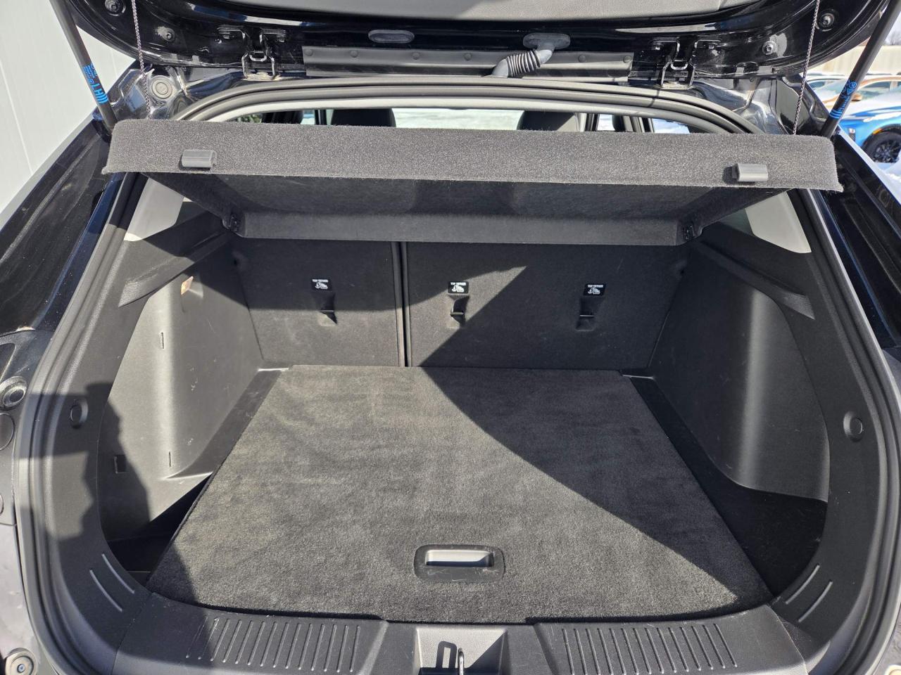 2024 Chevrolet Trax LT One Owner | Convenience Package | Remote Start | 17" Wheels Photo