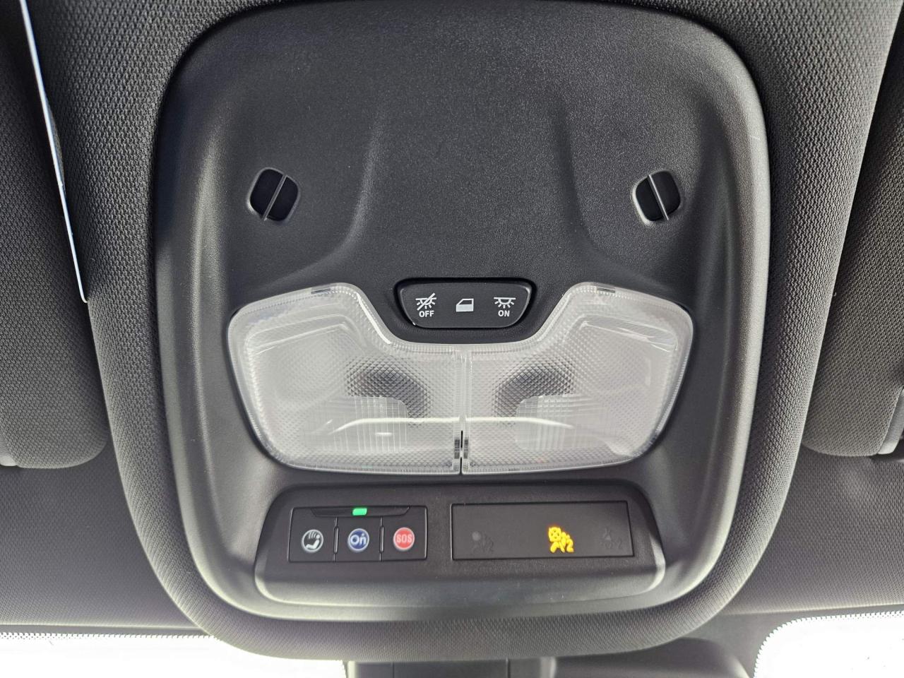 2023 Chevrolet TrailBlazer RS One Owner | Convenience Package | Remote Start | 18" Wheels Photo