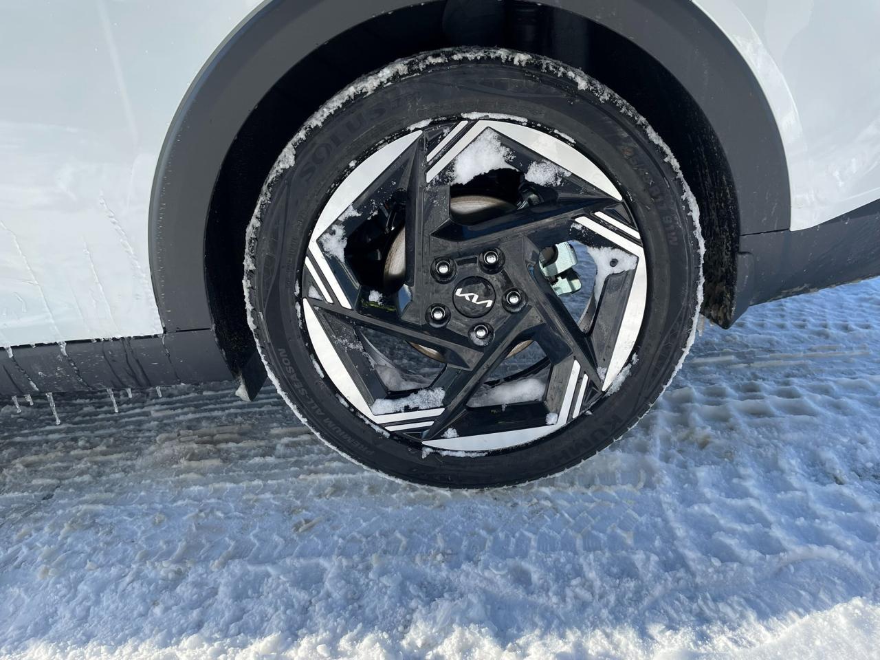 2025 Kia K4 EX Photo