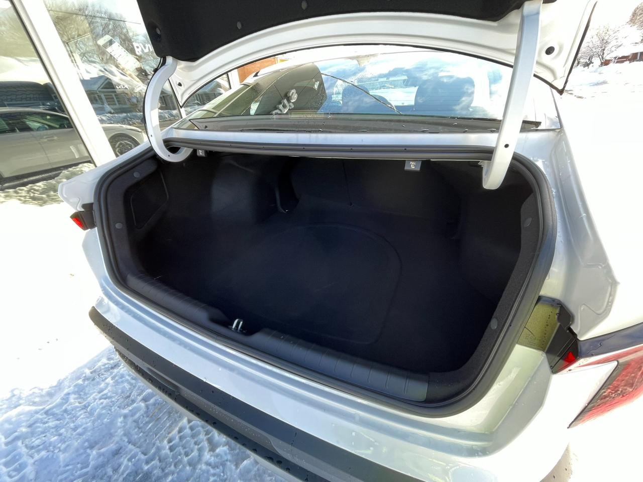 2025 Kia K4 EX Photo